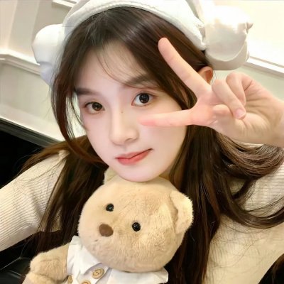 隔楼女孩：我们之间的层距